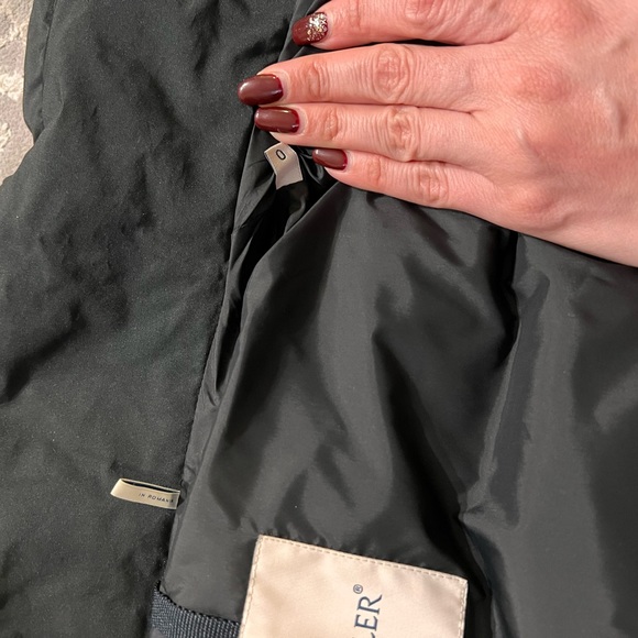 Moncler Alnus Giubbotto coat, size 0. XS. In an excellent condition - Picture 4 of 7